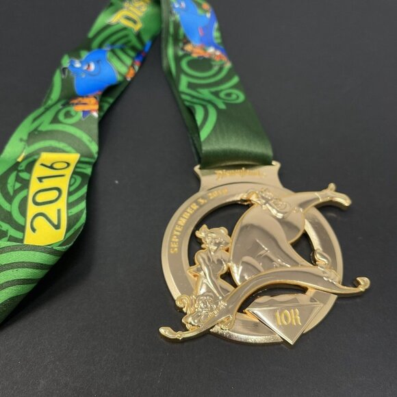 Disneyland Aladdin Genie Abu 10K Finishers Medal RunDisney - Picture 2 of 5